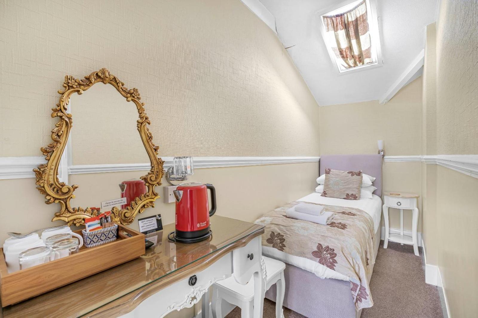 Summerlands Guest House トーキー エクステリア 写真